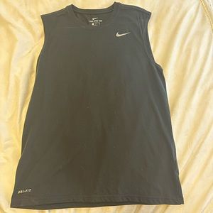 men’s nike workout shirt